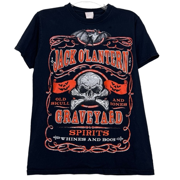 Vintage Halloween Graveyard Spirits Graphic Tee - Picture 1 of 4